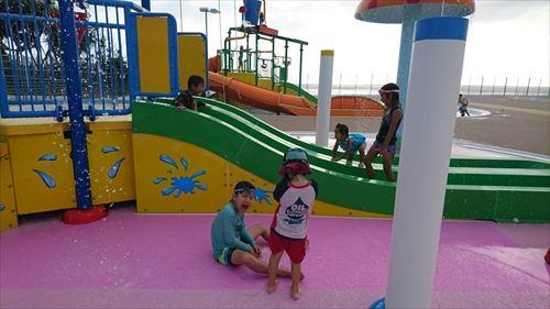 北谷公園水泳プール