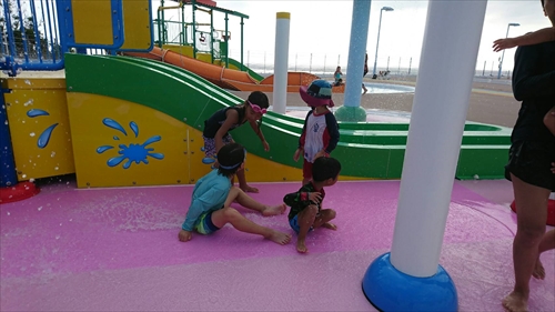 北谷公園水泳プール