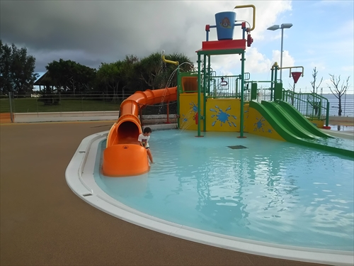 北谷公園水泳プール